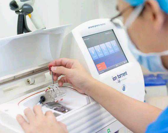 国内代怀生殖助孕机构,昆明三代试管生宝宝一般要多少费用？附试管婴儿费用详情！